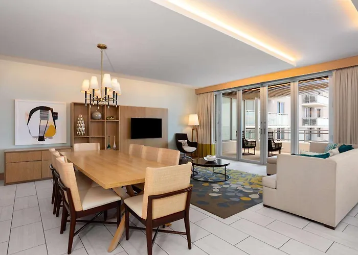 Wyndham Grand Clearwater Beach