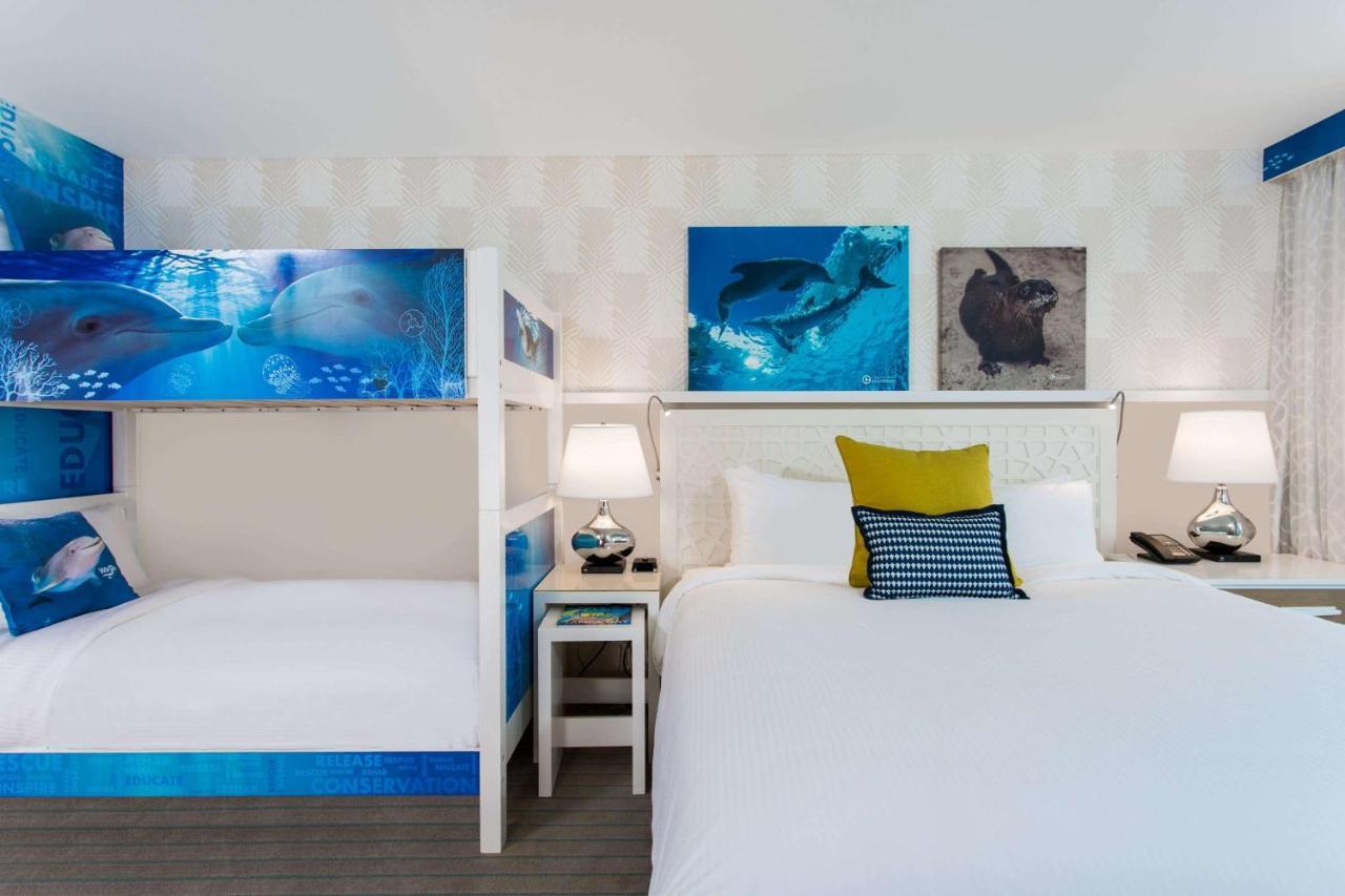 Wyndham Grand Beach